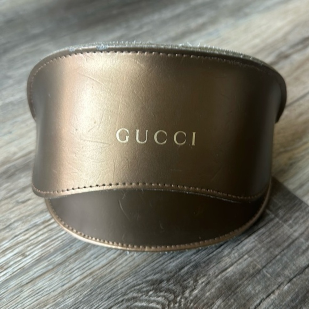 Gucci Sunglass Case Bronze Large Soft leather logo lining